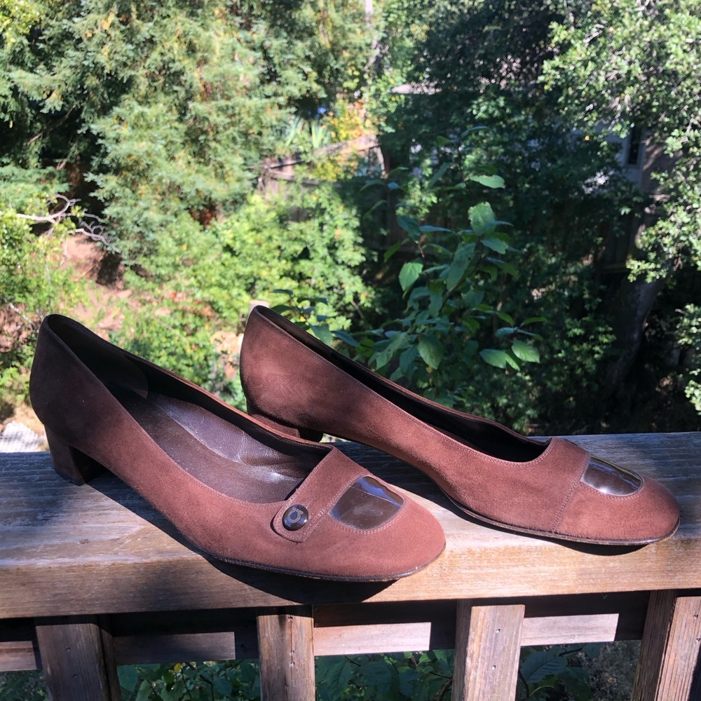 Salvatore Ferragamo Brown Heels Elegant Design size 10 Medium